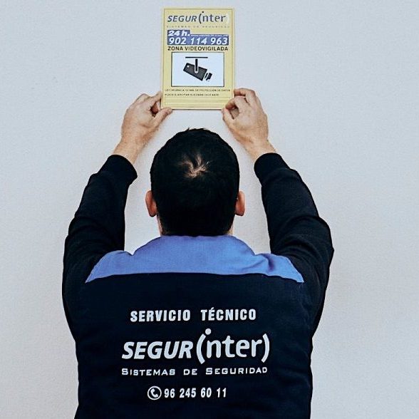 La seguridad de tu empresa en manos de profesionales. 15 Servicio Técnico Profesional